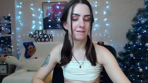 Emyli online show from 12-13-24, 04:22