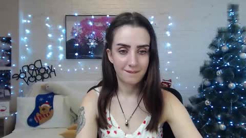 Emyli online show from 12-14-24, 05:40