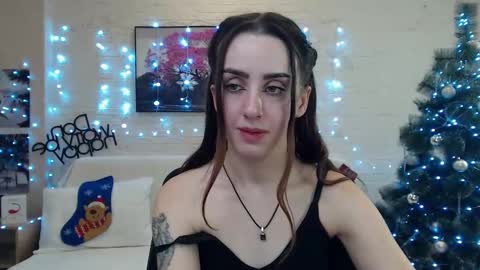Emyli online show from 12-14-24, 09:24