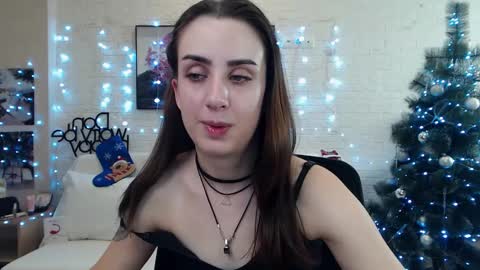 Emyli online show from 12-19-24, 04:56