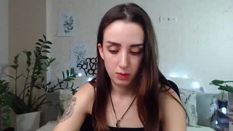 Emyli online show from 01-26-25, 06:17