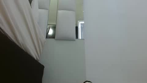 emily monrro online show from 01-28-25, 10:34