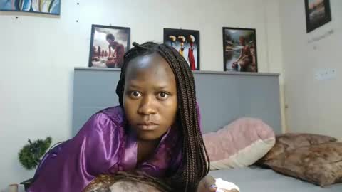 Emilly online show from 01-13-25, 10:03