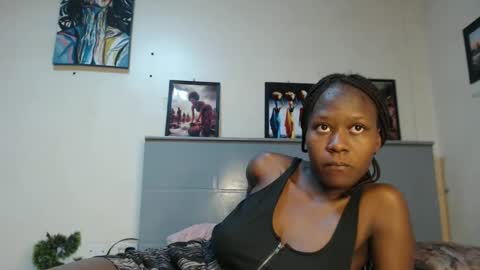 Emilly online show from 01-21-25, 12:57
