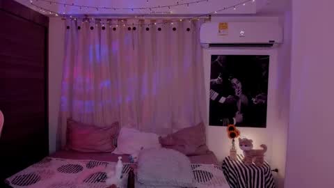 EMILY online show from 01-24-25, 07:08