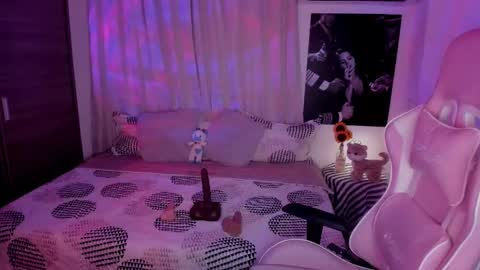 EMILY online show from 01-29-25, 04:58