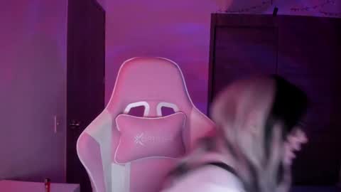 EMILY online show from 03-01-25, 04:26