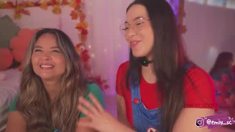 Snapshot of emilys_scott chatting on 10-26-25, 02:34 Emy online show from 10-26-25, 02:34