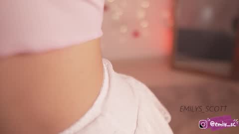 Emy  online show from 01-10-26, 02:19