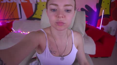  MY NAME IS Emily WELCOME EVERYONE I WILL BE HAPPY TO GIVE YOU WHAT YOU HAVE DREAMED OF FOR SO LONG online show from 10-06-25, 08:56