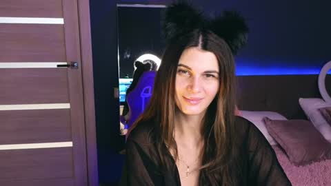 Emily online show from 01-19-25, 01:43