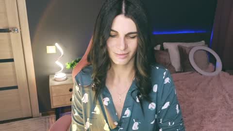 Emily online show from 01-26-25, 04:51