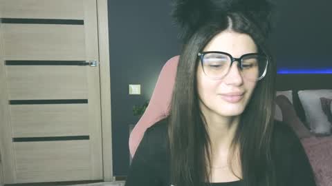 Emily online show from 02-09-25, 11:14