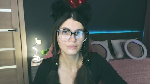 Emily online show from 02-12-25, 02:14