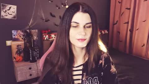 Emily online show from 10-30-25, 02:13