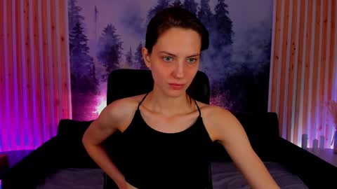 Emily online show from 01-08-25, 09:32