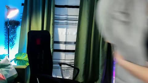 Emily online show from 02-18-25, 09:43