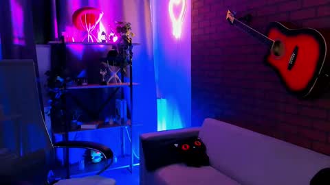 Emily online show from 02-28-25, 08:20