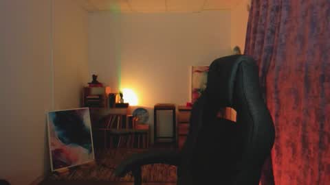 Emily online show from 09-21-25, 09:00