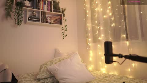 Snapshot of emilyxrose_ chatting on 12-03-24, 09:56 IG thickemmsss online show from 12-03-24, 09:56