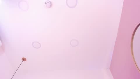 Emily Bank online show from 12-10-24, 02:38