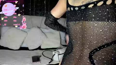 Snapshot of emilyy_sexy01 chatting on 01-22-25, 02:37 emilyy_sexy01 online show from 01-22-25, 02:37