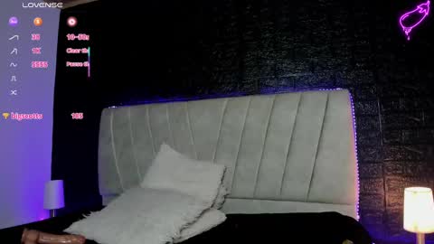 Snapshot of emilyy_sexy01 chatting on 03-06-25, 05:57 emilyy_sexy01 online show from 03-06-25, 05:57