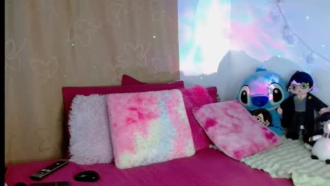 emilyzans07 online show from 03-09-25, 01:46
