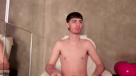 emir_ozan online show from 02-15-26, 07:54