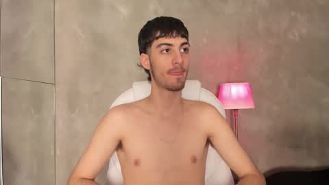 emir_ozan online show from 02-19-26, 07:32