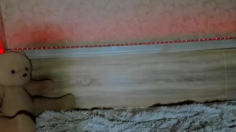 Snapshot of emma77_ chatting on 10-31-25, 09:38 Emma online show from 10-31-25, 09:38