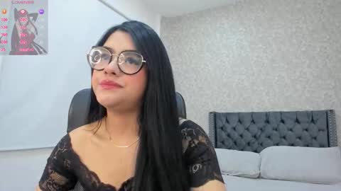 emma  online show from 10-30-25, 01:23