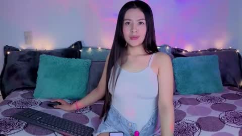 emma__smiith online show from 09-08-25, 02:16