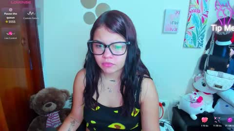 Snapshot of emma_boo_ chatting on 12-01-25, 03:50 emma_boo_ online show from 12-01-25, 03:50