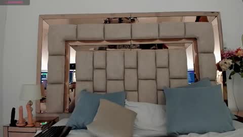 Snapshot of emma_castilloo chatting on 11-03-25, 10:05 Emma Castillo online show from 11-03-25, 10:05