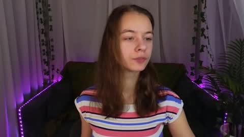 emma_chaser online show from 12-20-25, 01:23