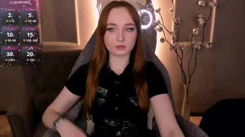  Emma   online show from 11-23-25, 01:55