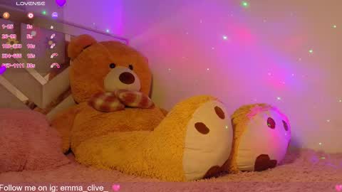  Emma  online show from 10-28-25, 02:26