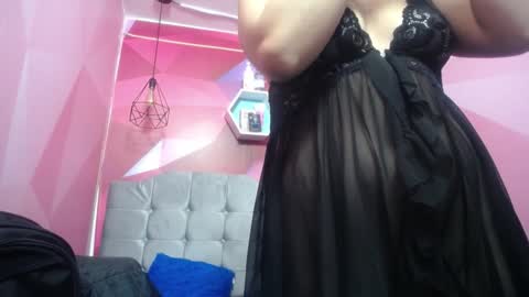 Snapshot of emma_colinss chatting on 12-10-24, 06:49 E M M A online show from 12-10-24, 06:49