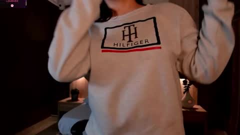 E M M A online show from 09-17-25, 02:24