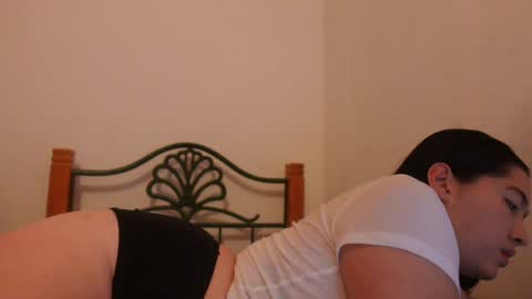 emma_johnson_ online show from 10-06-25, 02:09