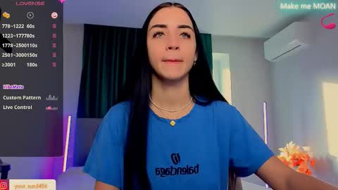 Emma online show from 11-23-25, 10:48