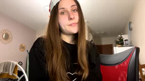 emma_just online show from 01-03-25, 11:03