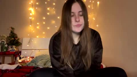 emma_just online show from 01-12-25, 05:54