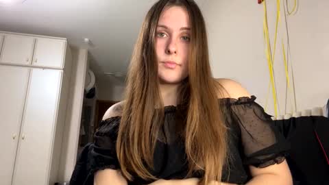 emma_just online show from 01-17-25, 05:41