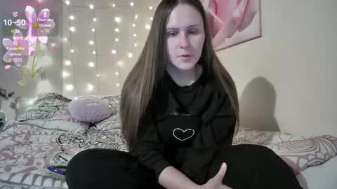 emma_just online show from 10-17-25, 08:28