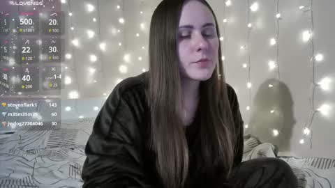 Snapshot of emma_just chatting on 02-09-26, 08:35 emma_just online show from 02-09-26, 08:35