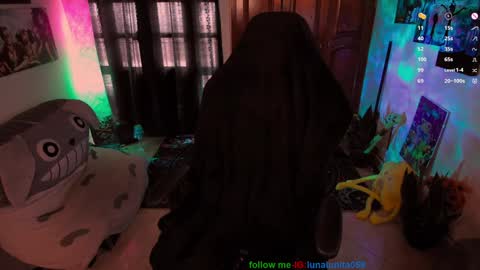 Snapshot of emma_luna059 chatting on 12-09-24, 09:26 LUNA online show from 12-09-24, 09:26