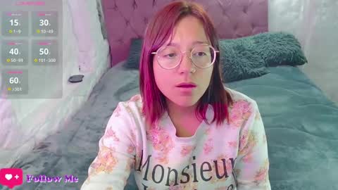 Snapshot of emma_luna1986 chatting on 01-23-25, 01:41 Emma online show from 01-23-25, 01:41