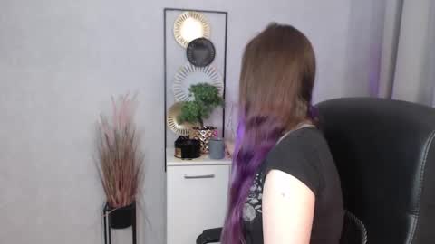 emma online show from 09-19-25, 05:31